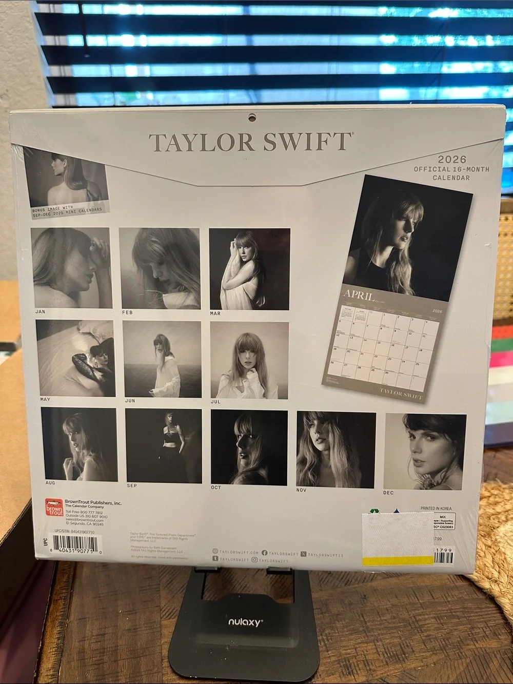 Bundle of 5‼️Taylor Swift Black & White Portrait Wall Calendar